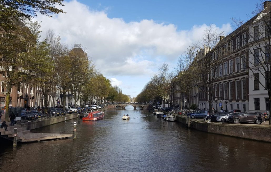 visite-en-francais-centre-amsterdam